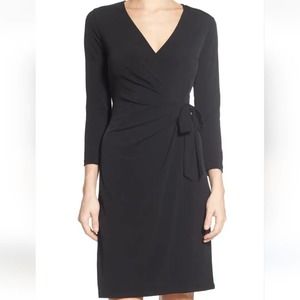 DIANE VON FURSTENBERG BLACK WRAP DRESS SIZE 2